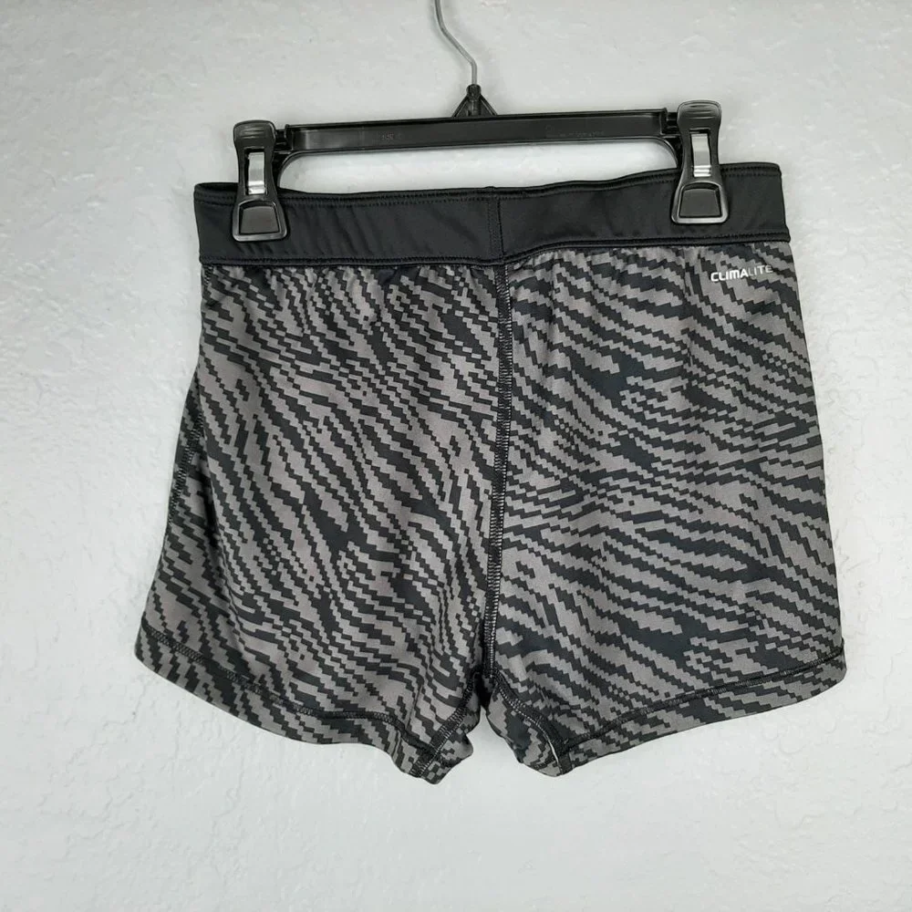 Adidas Climalite Girls Athletic Short Size Medium Multicolor